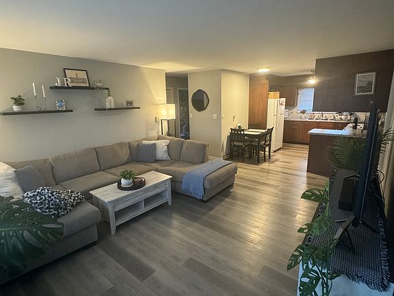 2nd image of 227 W Caracas Ave APT C