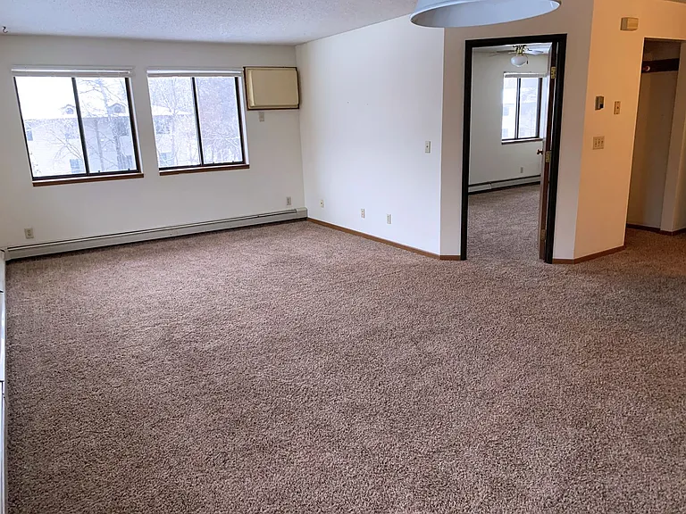 Wildwood Townhomes — Photo 6