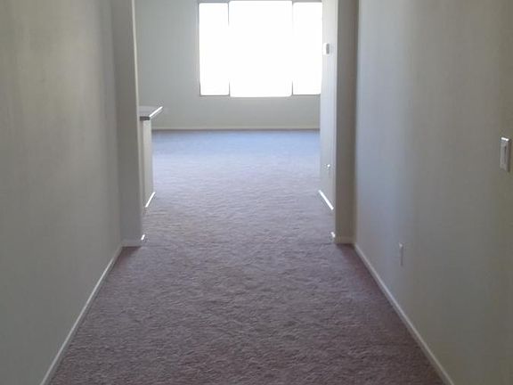 Entry area and hallway