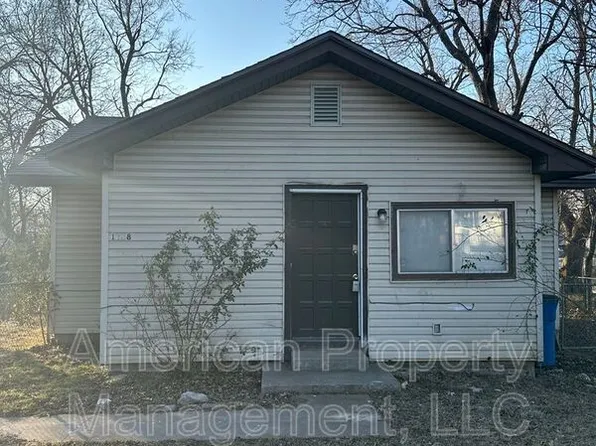 1928 N Columbia Pl, Tulsa, OK 74110