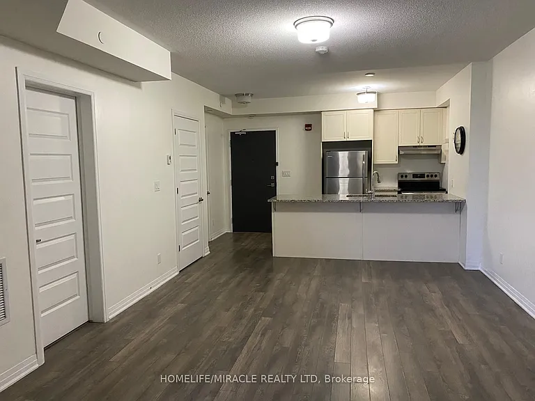 2 Adam Sellers St #501 — Photo 4