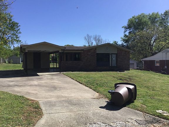 2nd image of 1308 Runyon Dr