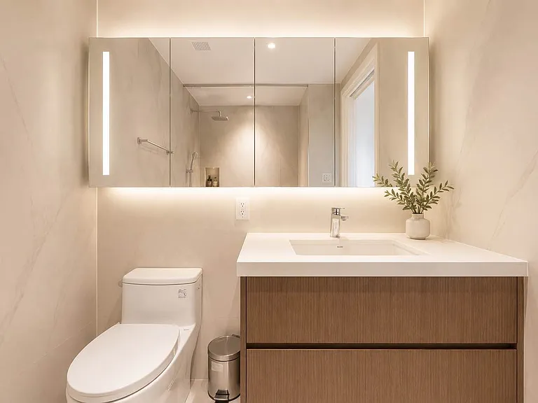 355 W 39th St #6B — Photo 7