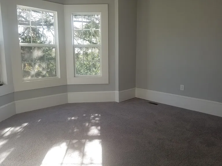 1828 Butler Pike — Photo 11