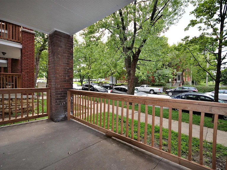 2541 Cherry St #1S — Photo 17