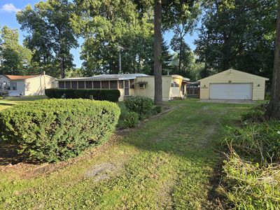 7991 Ivan Dr, Parma, MI, 49269
