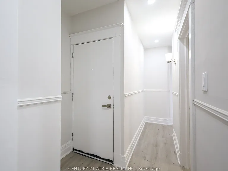 605 College St #3 — Photo 1