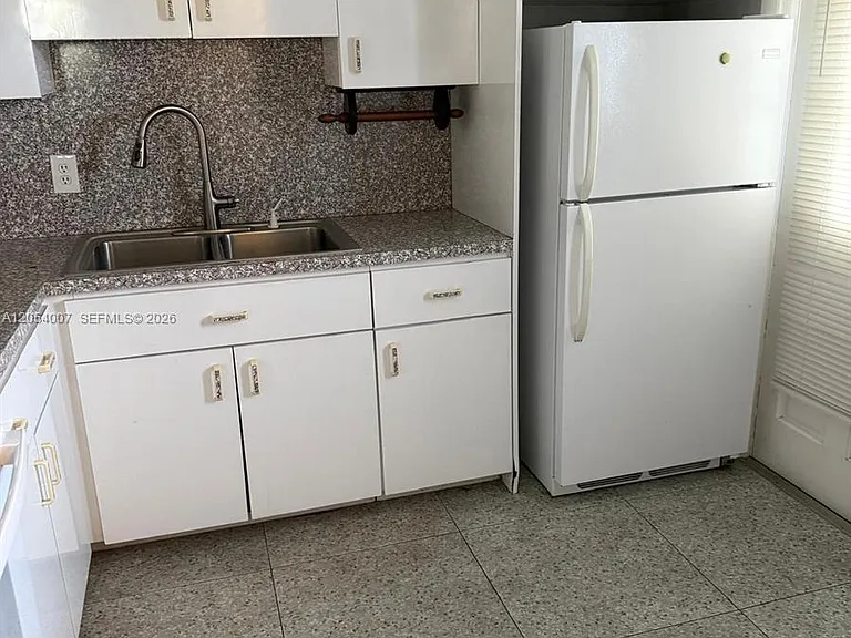 1333 E Hallandale Beach Blvd #115 — Photo 7