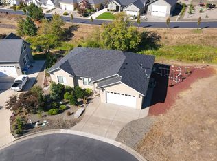 1978 Kapela Ct, Sutherlin, OR 97479