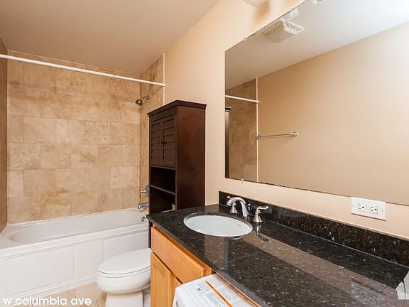 4th image of 1622 W Columbia Ave #227