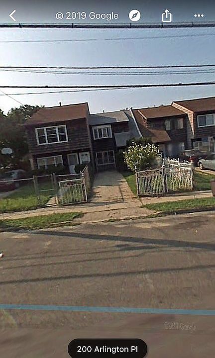 1st image of 200 Arlington Pl