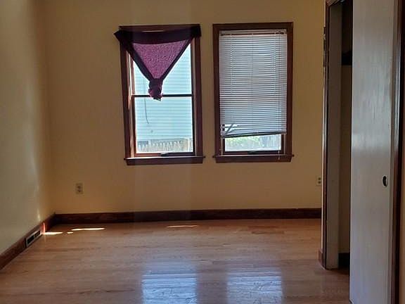 4th image of 191 Fayette St #1