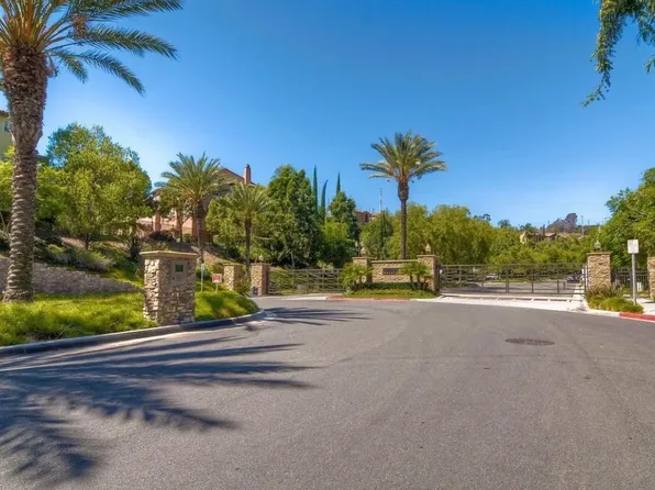 2972 Escala Cir, San Diego, CA 92108