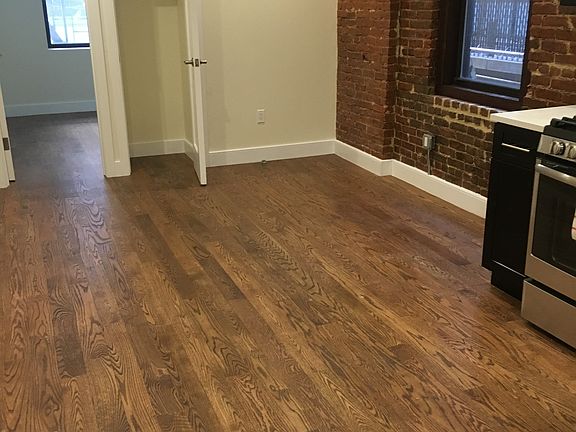 5th image of 28-15 Astoria Blvd #1