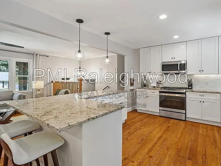 5408 Farley Dr #3 — Photo 3
