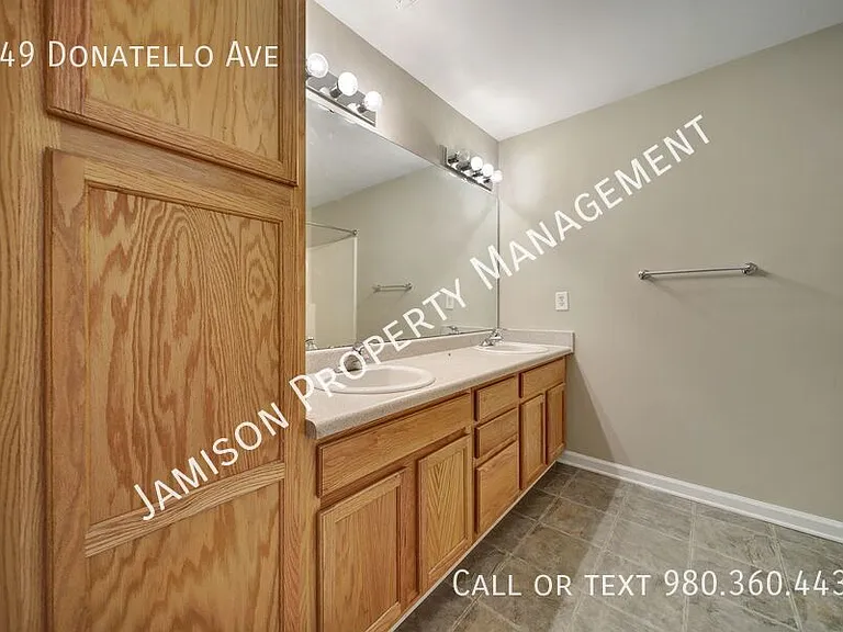 549 Donatello Ave — Photo 20