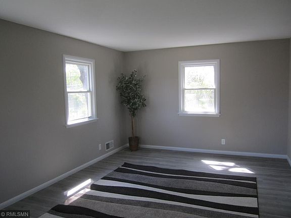 4th image of 7616 Daleview Dr