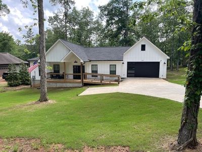 440 Holiday Hills Ln, Counce, TN, 38326