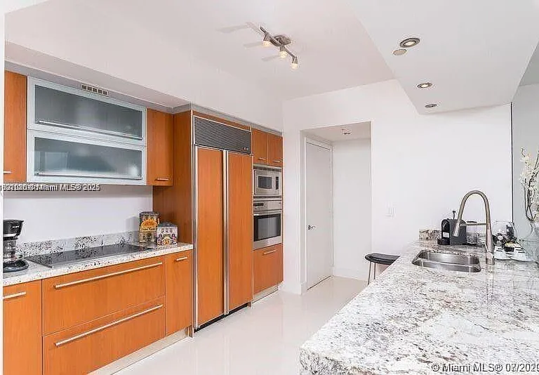 400 Alton Rd #1200 — Photo 13