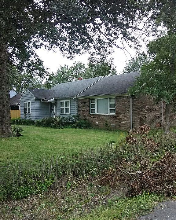 1st image of 95 Burke Ave