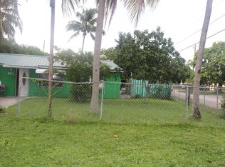 4271 Pine St, West Palm Beach, FL 33406