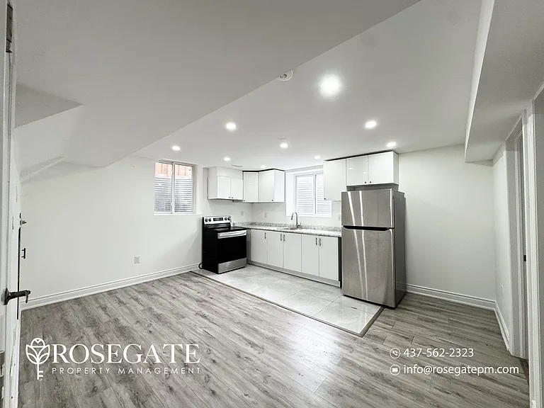 16 Bucksaw St #2 — Photo 2