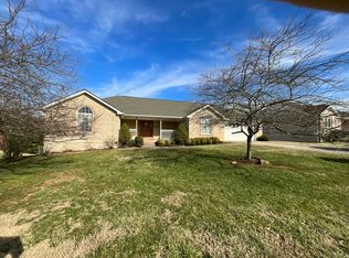 547 Whisper Woods Dr, Somerset, KY 42503