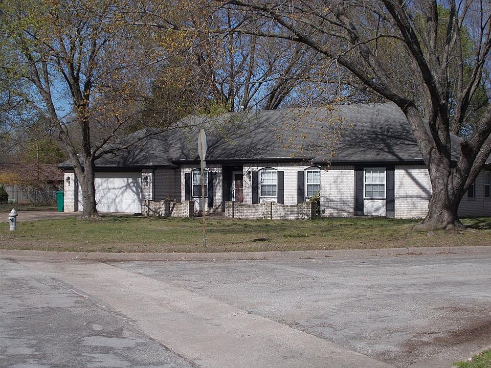 1st image of 301 Turtle Creek Dr