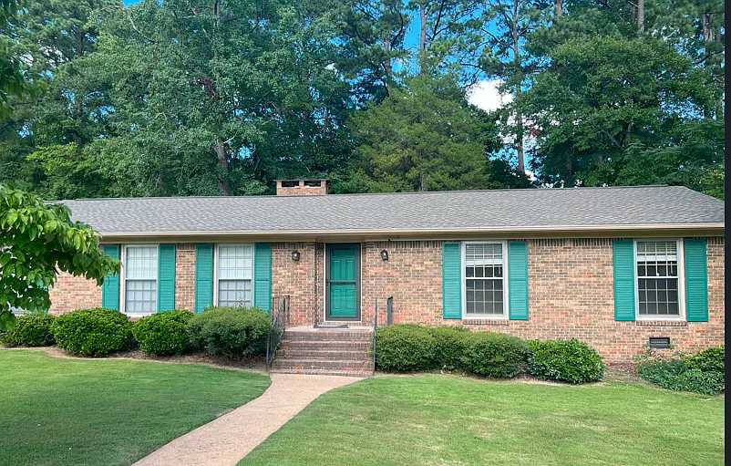 3 bed, 2104 sqft, $1,950 — Photo 1