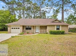 761 Robin Hood Dr, Hinesville, GA 31313
