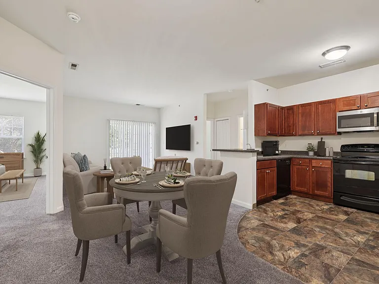 The Residences at Seven Gables — Photo 8