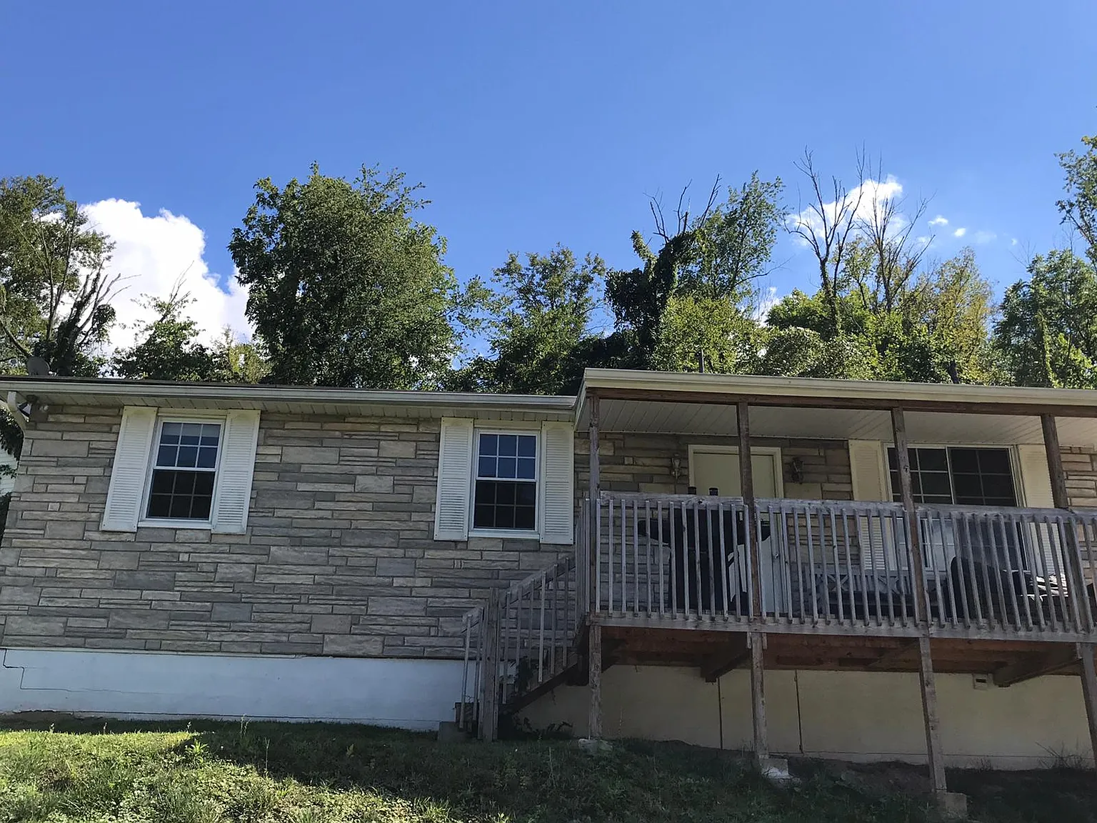 2 bed, 1000 sqft, $1,750 — Photo 2