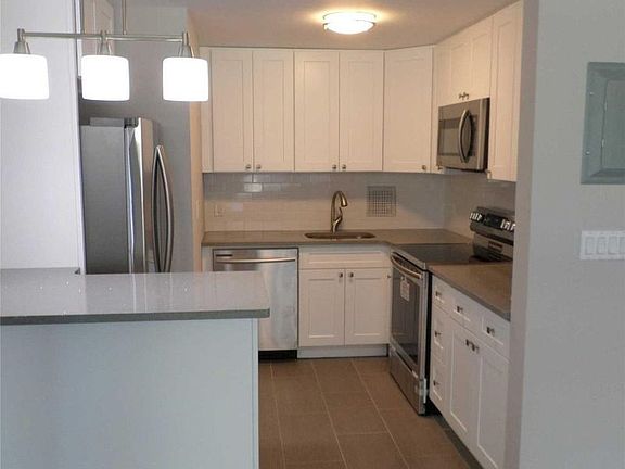 2nd image of 16610 Powells Cove Blvd APT 2D