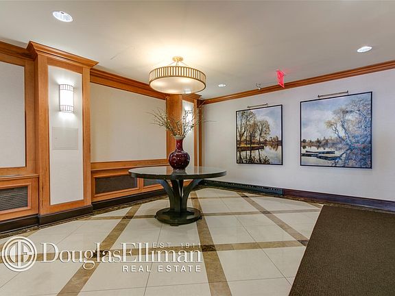 2nd image of 11818 Union Tpke APT 8J