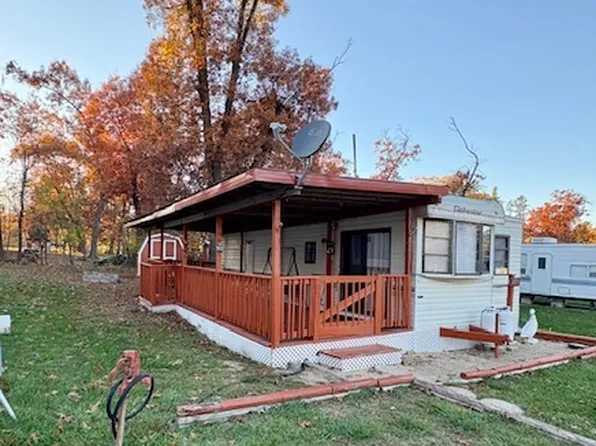 4/211 Woodhaven Dr E, Sublette, IL 61367