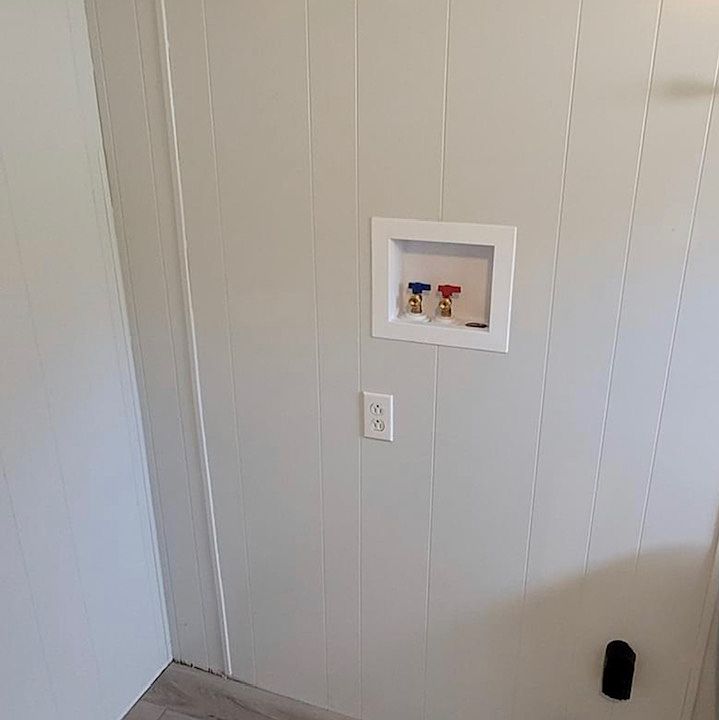 2nd image of 1002 Samuel St Trailer 91