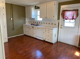 1207 Lorenzo St, Castroville, TX 78009