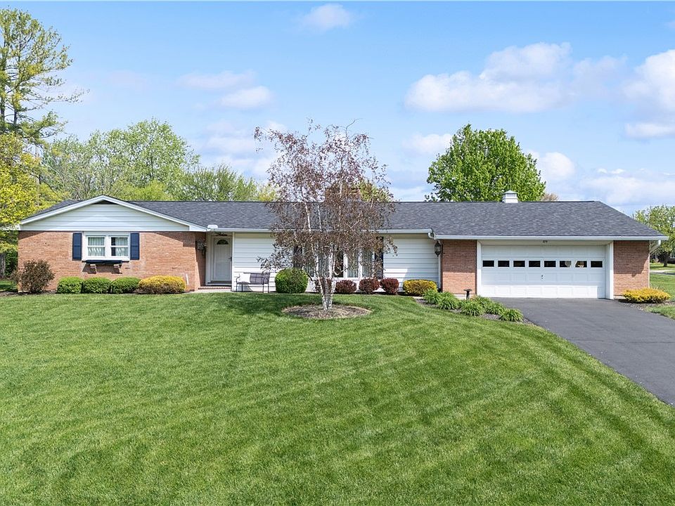 1st image of 379 Hiatt Ave