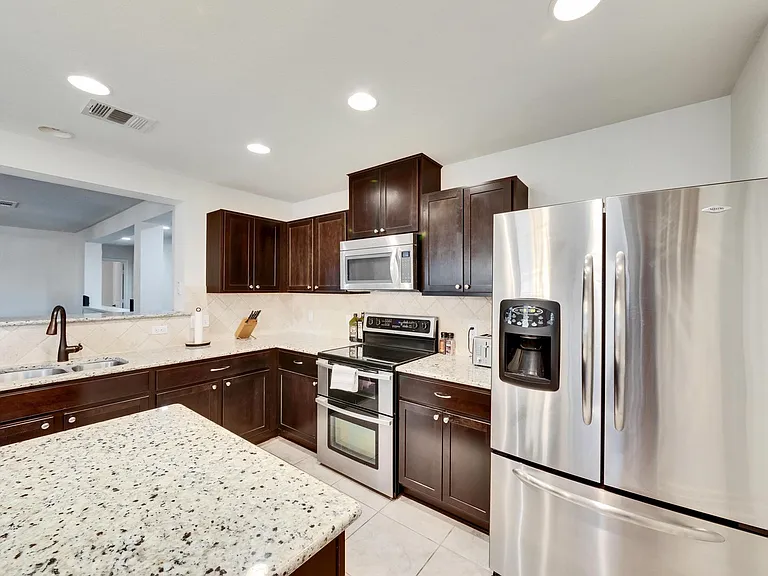 316 Gold Star Dr — Photo 15