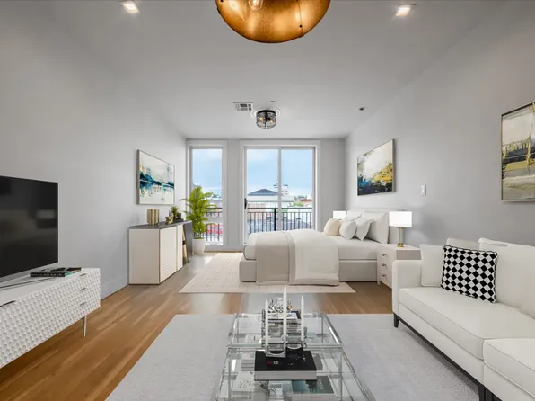 153 Erasmus Street image 1 of 12