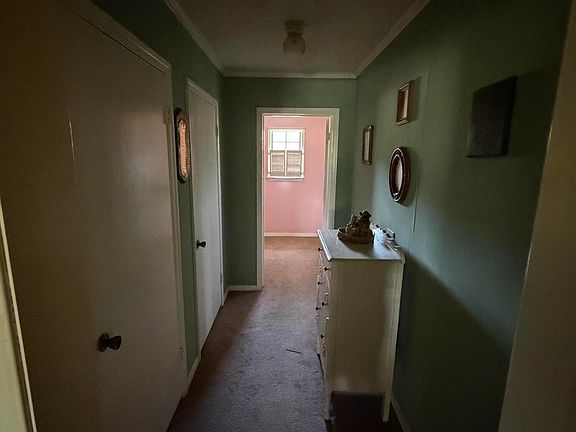 4th image of 1349 Wellman Dr SE