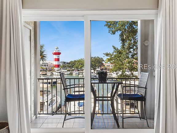5th image of 18 Lighthouse Lane UNIT 1028