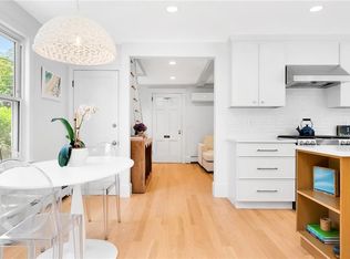 114 Rodman St, Narragansett, RI 02882