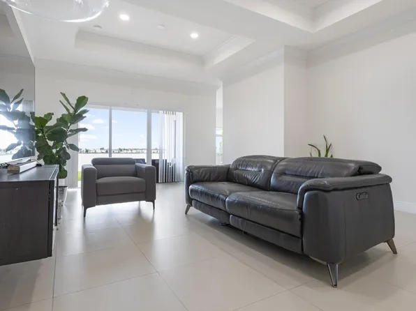 13430 SW 136th Ter, Miami, FL 33186