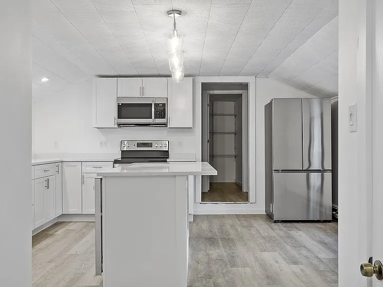47 Railroad Ave #2 — Photo 10
