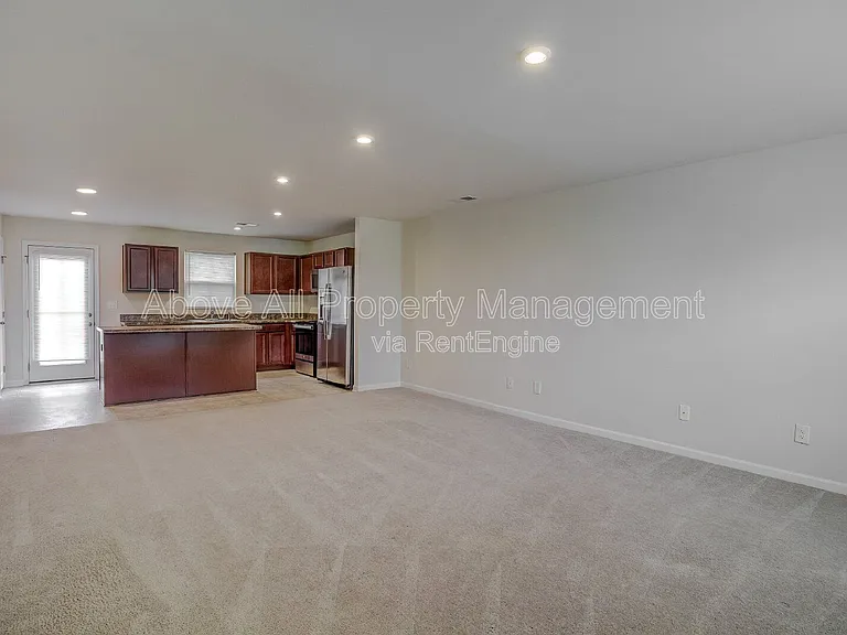 1026 Bent Willow Dr — Photo 6