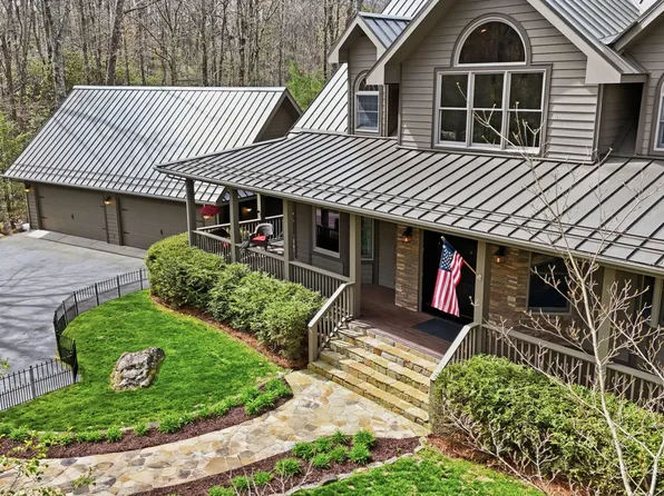 110 View Road, Glenville, NC 28736