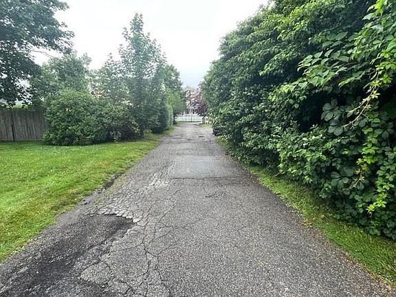 VERY PRIVATE DEAD END STREET