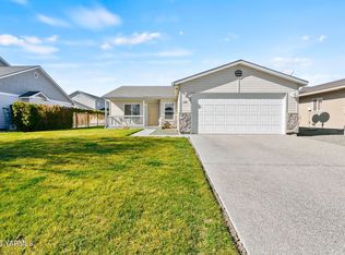 2410 S 73rd Ave, Yakima, WA 98903