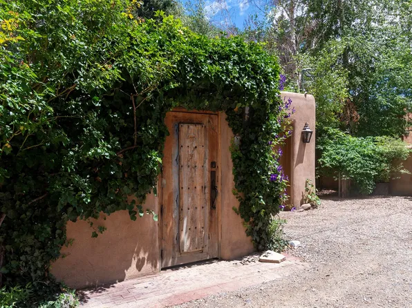 609 Miller St, Santa Fe, NM 87505